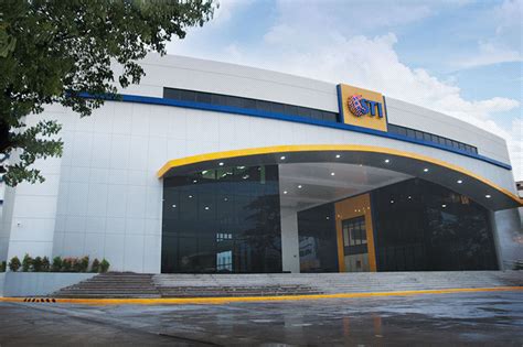 pinay shs scandal|STI College probes viral confrontation between SHS  .